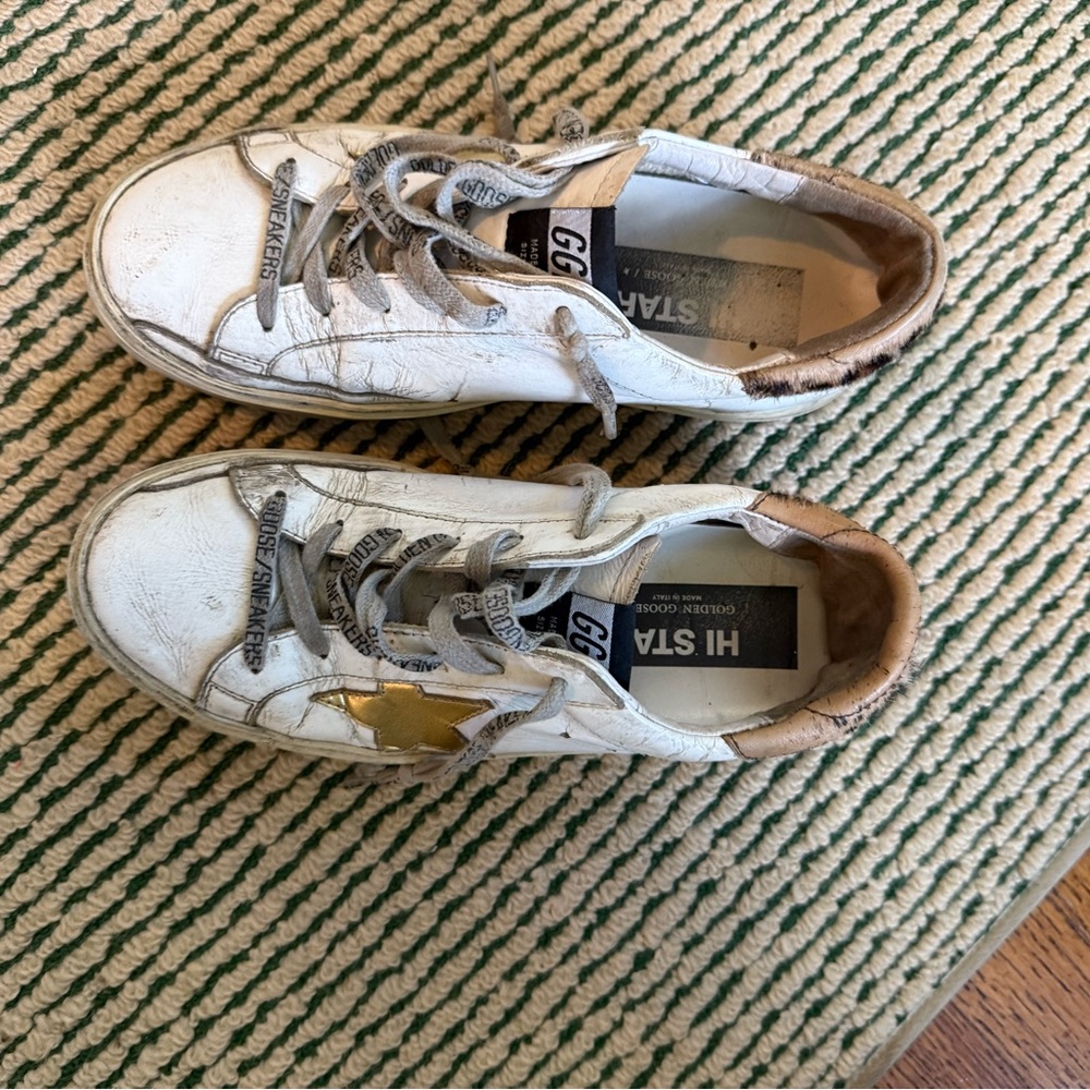 Golden Goose White and Gold Star Sneakers - size 7.5/8